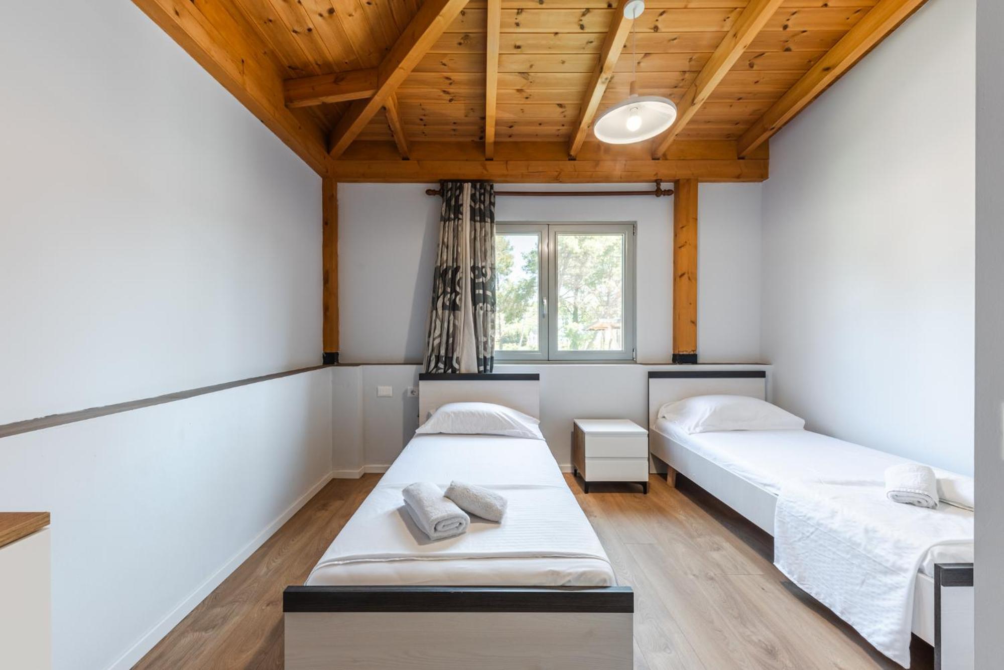 Beni'S Villa Apartments By Ps Golem  Exteriér fotografie