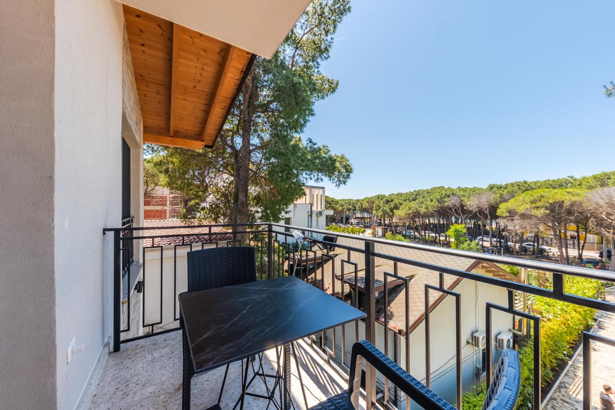 Beni'S Villa Apartments By Ps Golem  Exteriér fotografie